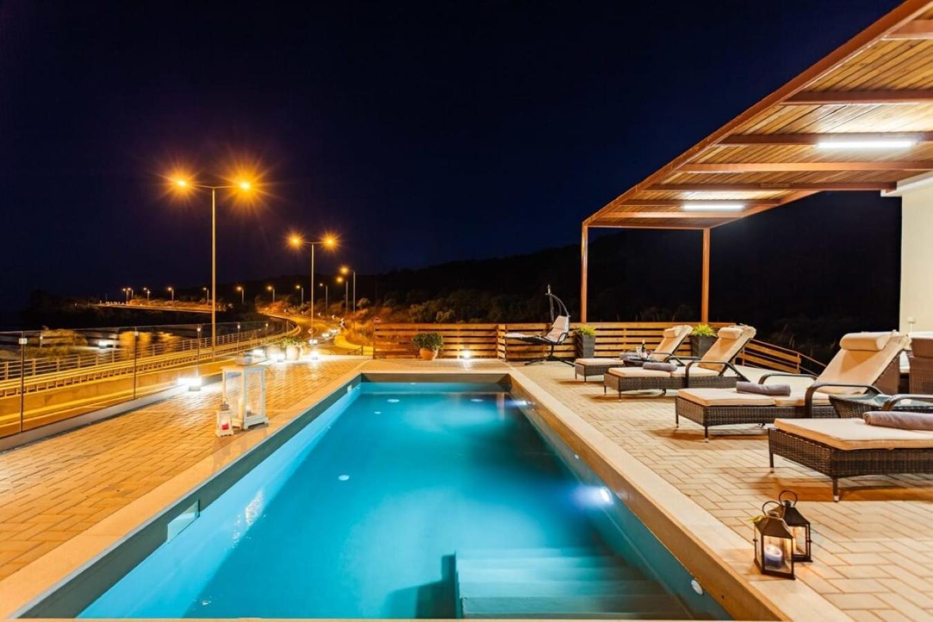Seaside Summer Bliss - Aurora Luxury Pool Paradise Petalídhion 外观 照片